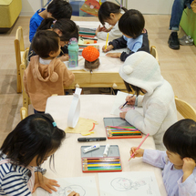 エコ工作をする画像